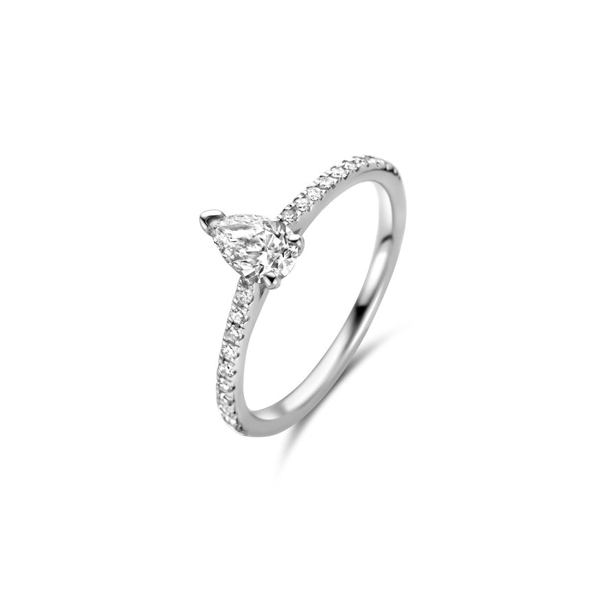 Royal Pear Ring